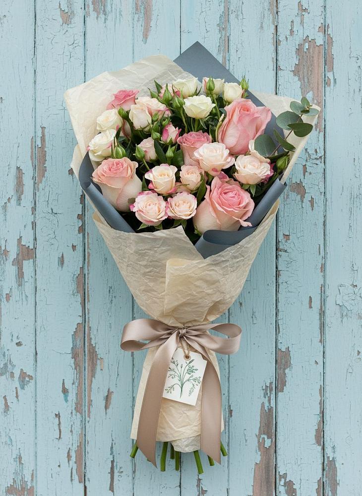 Букет цветов из: Розы в Тольятти