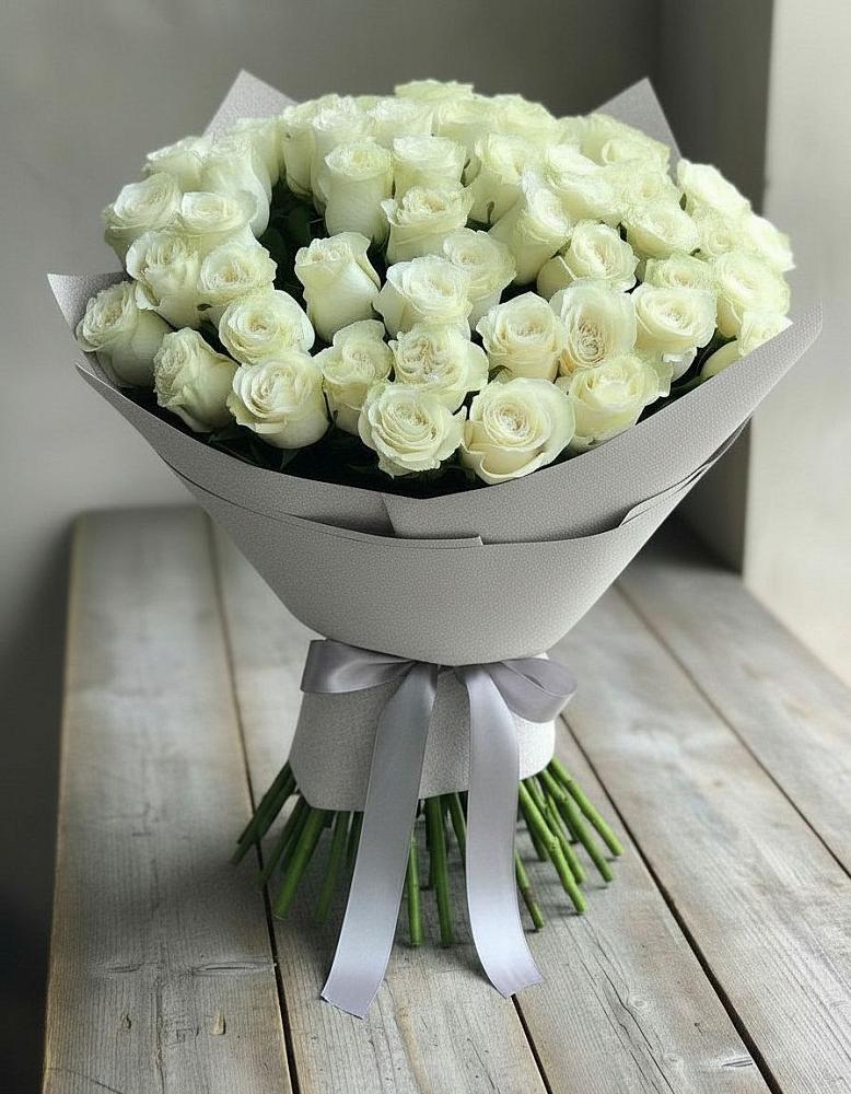 Букет 35 Белых роз в Тольятти