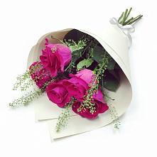 Букет цветов из:  Розы в Тольятти