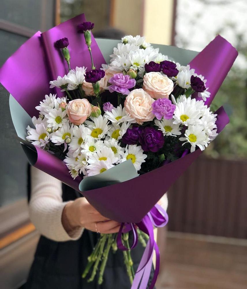 Букет цветов из: Хризантемы, Гвоздики и Розы в Тольятти