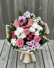 Букет цветов из:  Альстромерии, Гвоздики, Розы и Хризантемы в Тольятти