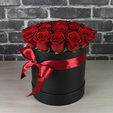 Цветочная композиция из Розы в шляпной коробке в Тольятти