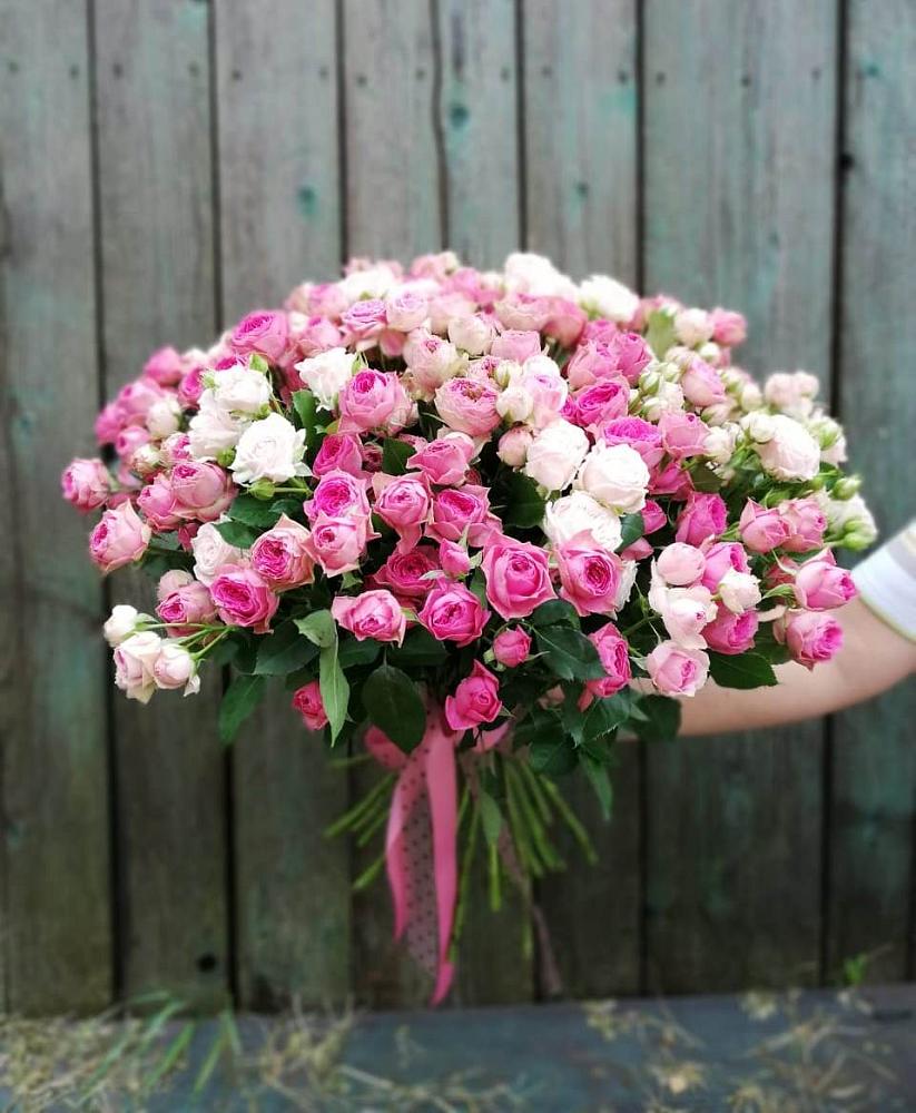 Букет Розовые кустовые розы Натали и Лав Лидия в Тольятти