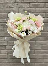 Букет цветов из:  Гвоздики, Розы, Лизиантусы и Хризантемы #REPLACE_PRED# Тольятти