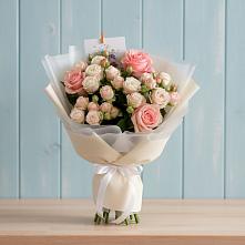 Букет цветов из:  Розы в Тольятти