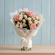 Букет цветов из:  Розы в Тольятти