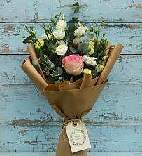 Букет цветов из:  Розы и Лизиантусы в Тольятти